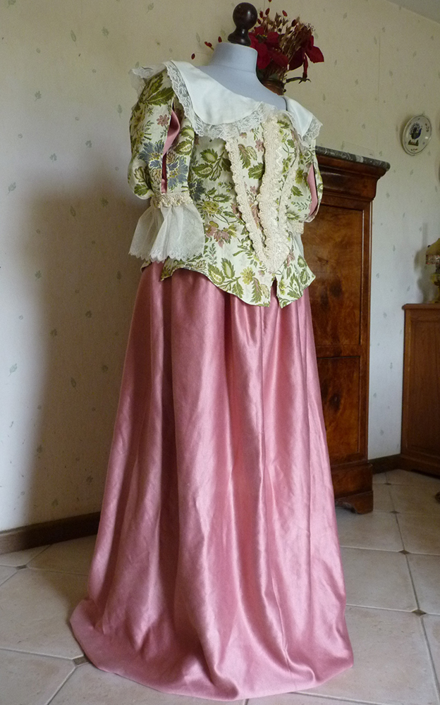 Costume de la duchesse de Longueville
