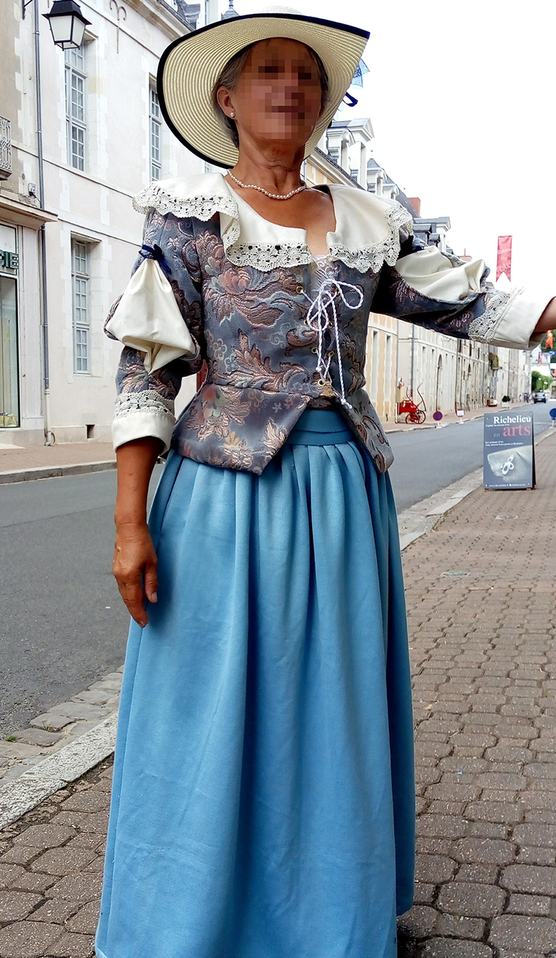 Costume de la dame du Bel Azur