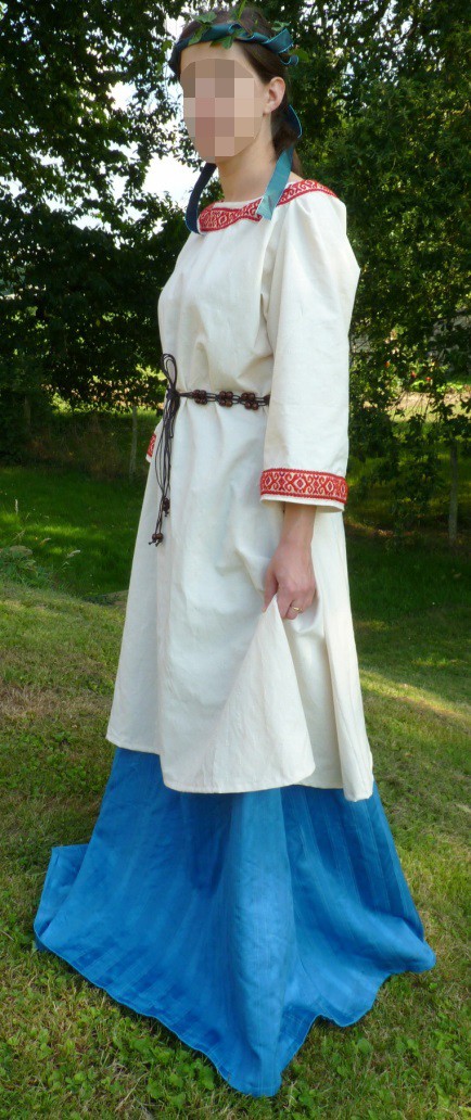 Alpaïde of Avroy’s costume
