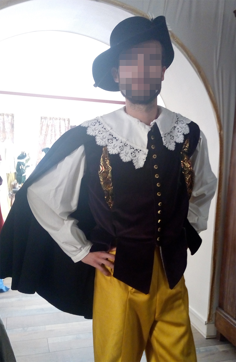 Costume des messieurs de Bois Doré