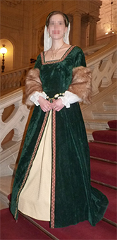Thumbnail of the Duchess of the Perron’s costume