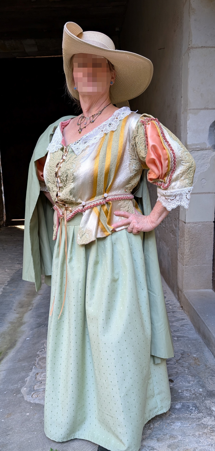 Costume de la princesse de Conti