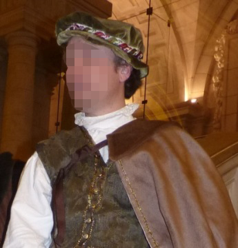 Détail du costume de François d’Anjou