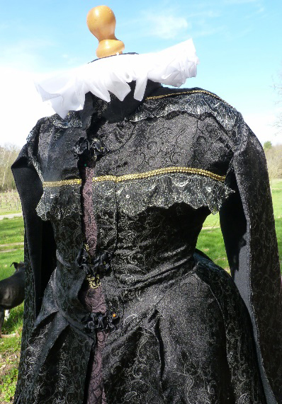 Detail of the Catherine de’ Medici’s costume