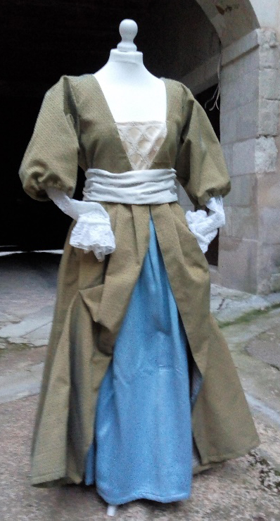 Isabelle d’Este’s costume