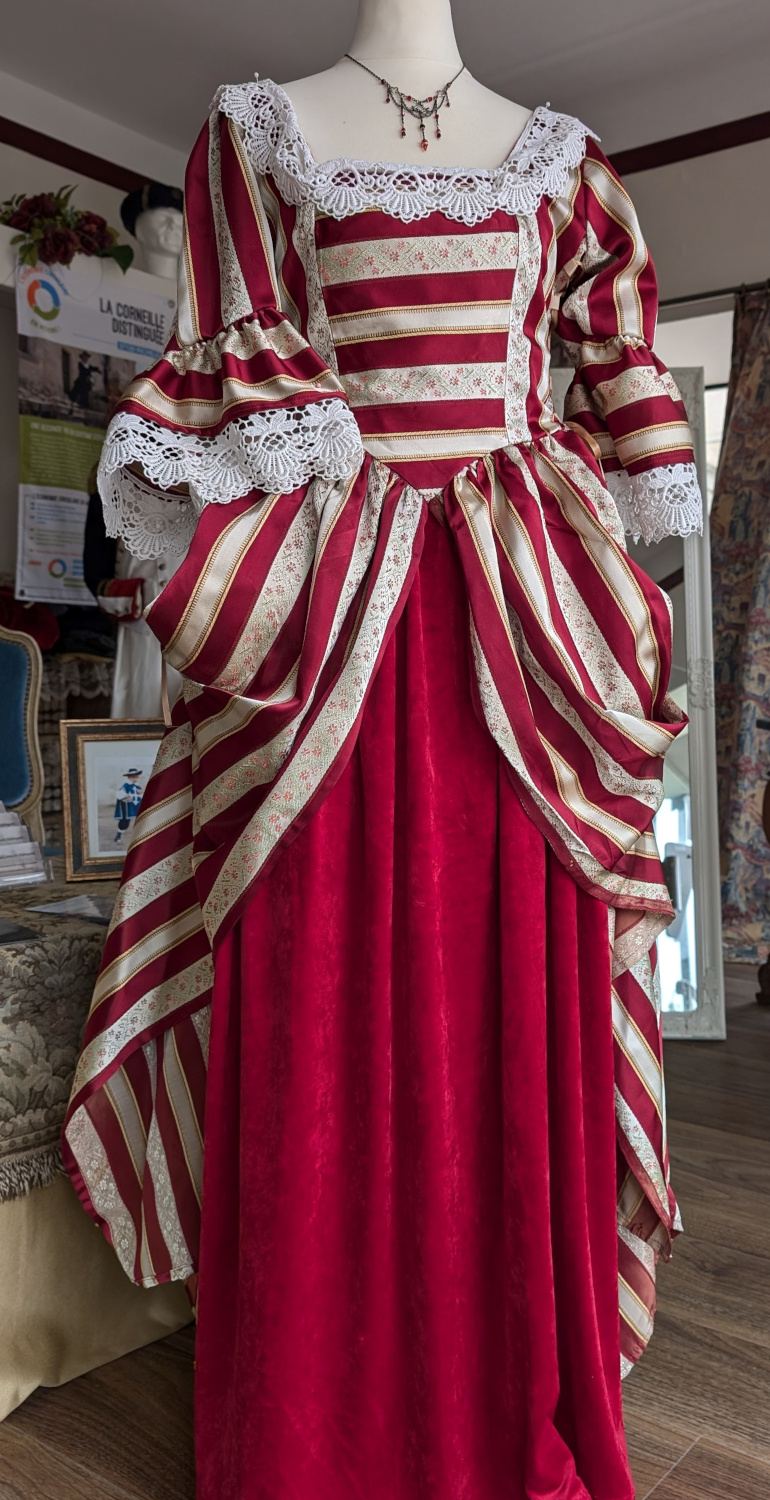 Duchess of Fontanges’s costume