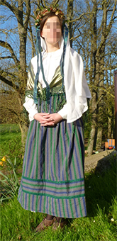 Thumbnail of the Eastern Europe bride’s costume