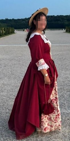 Detail of the Françoise d’Aubigné’s costume