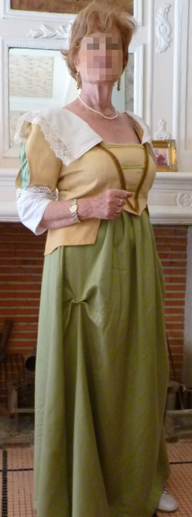 Lady of Armanville’s costume