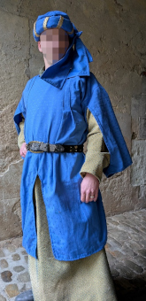 Thumbnail of John of Berry’s costume
