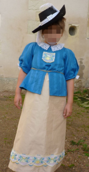 Vignette du costume de la milady de Richelieu