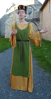 Vignette du costume d’Adélaïde de Provence