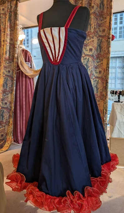 Rigolboche’s costume