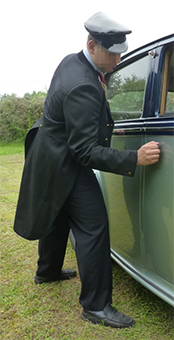 Thumbnail of the Kleber the driver’s costume